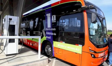 Paraná se destaca com fabricação do primeiro ônibus biarticulado elétrico do planeta