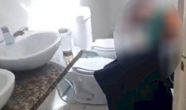 Criança autista de quatro anos é encontrada amarrada no banheiro de escola